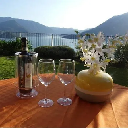 Vista Paradiso I - Garten شقة Perledo